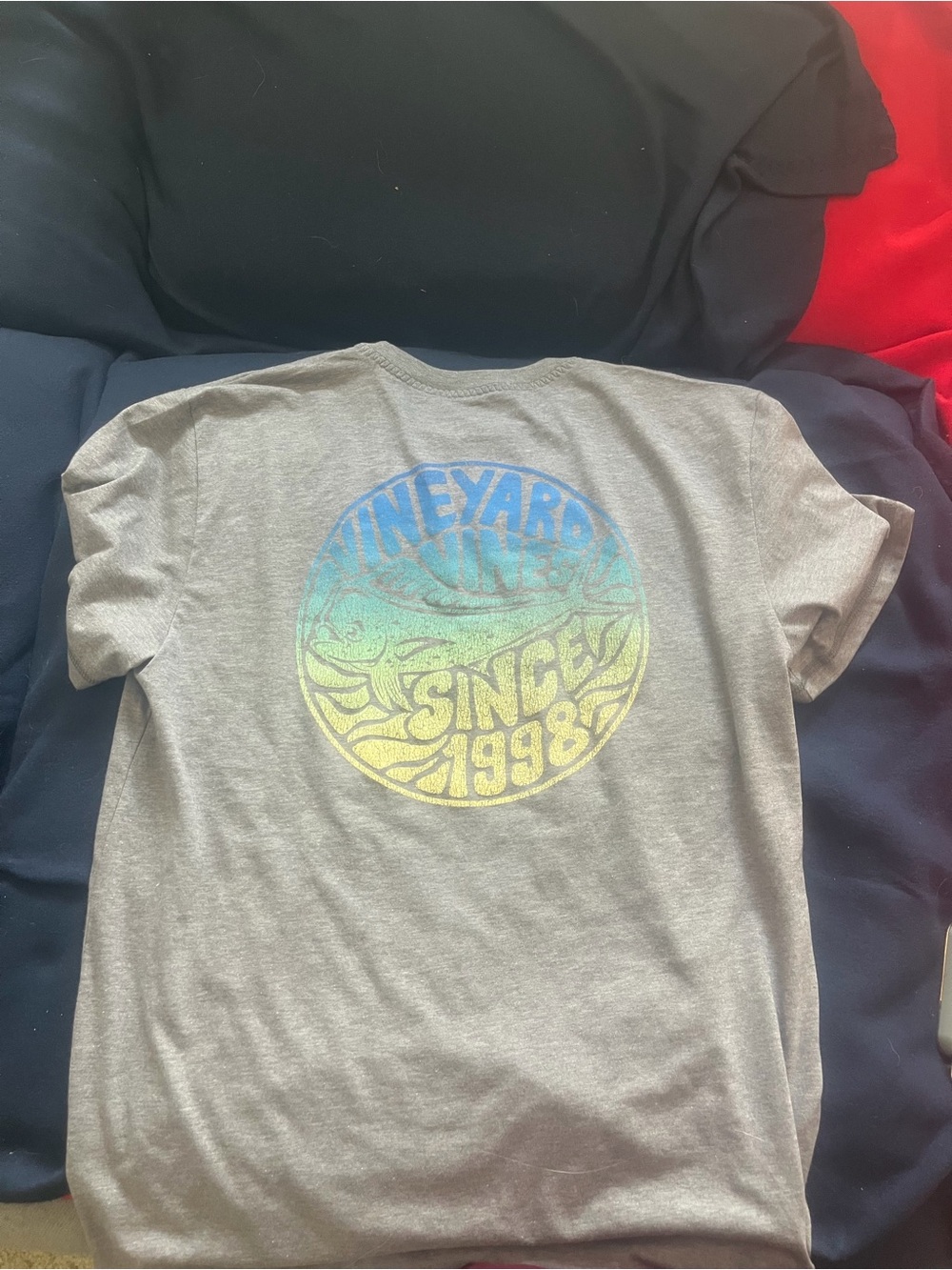 Vineyard Vines Men's Gray Short-Sleeve Graphic T-Shirt